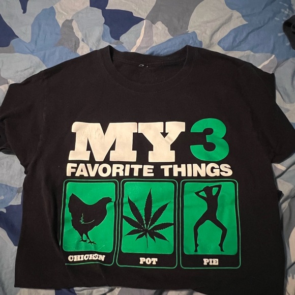 Spencer's Black Tee with Subtle Design - Picture 1 of 2
